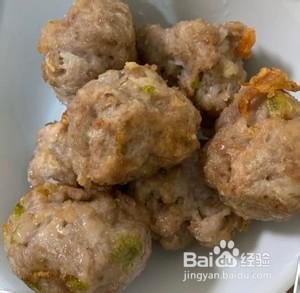 制作香脆潮汕香芋丸