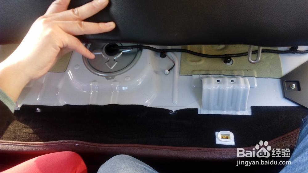 如何安装汽车全包座套？汽车座套安装图解