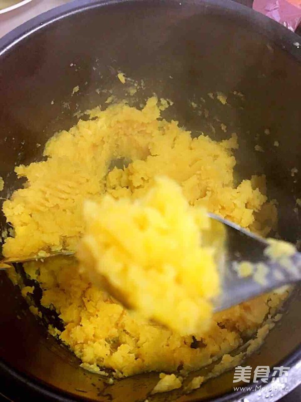 红薯豆沙糯米饼