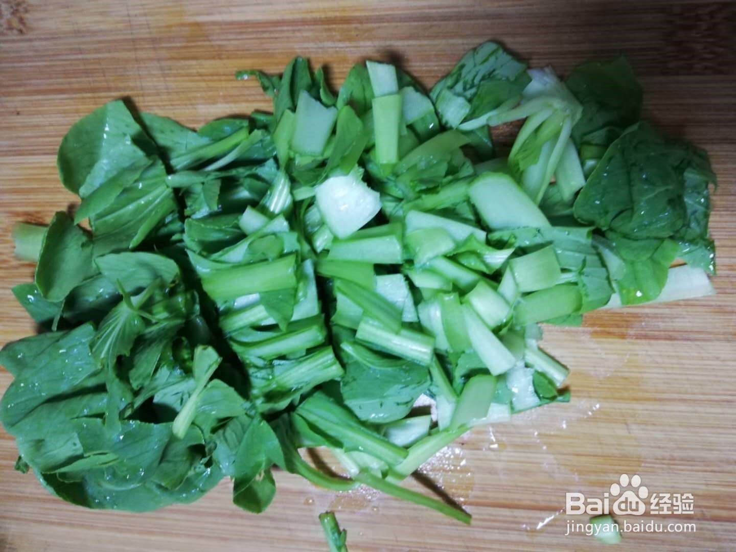鸡肉丸子青菜汤的做法
