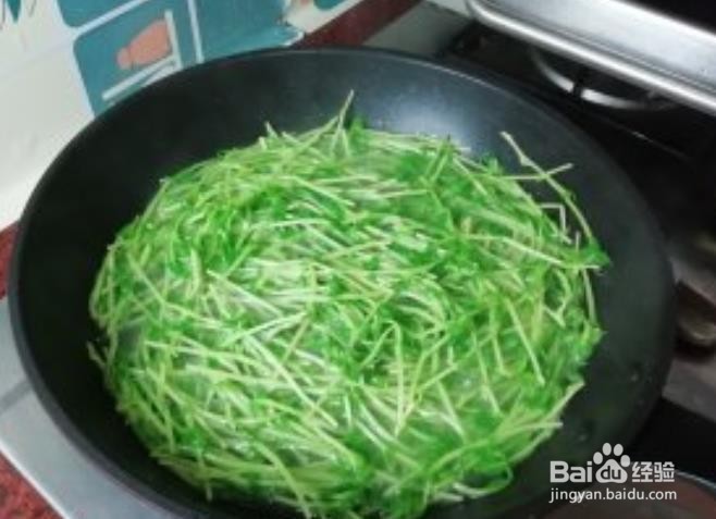 蛋丝拌豌豆苗的做法步骤