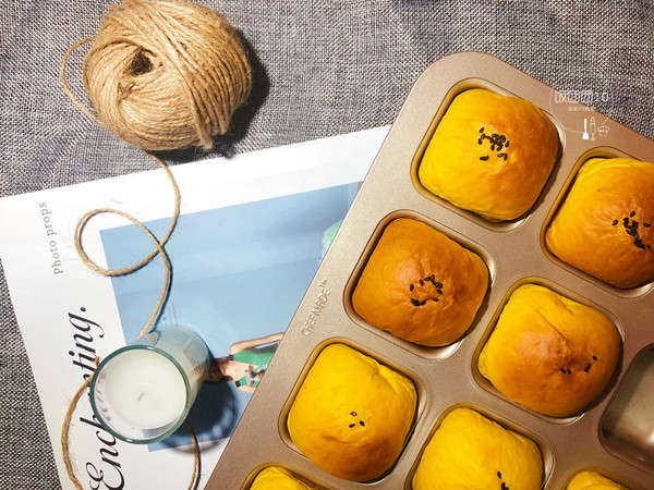 南瓜芋泥小方包