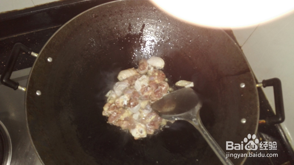 杂菇爆炒鸡腿肉