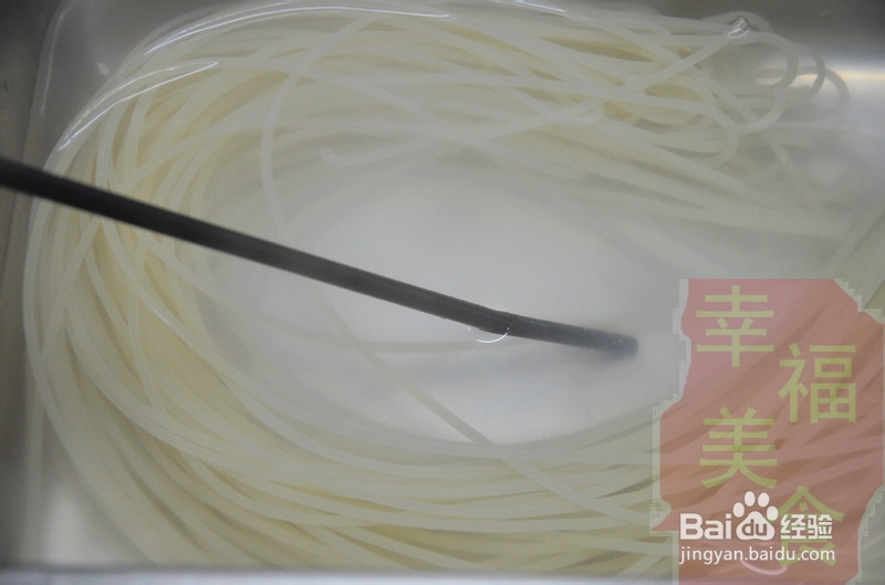 幸福美食：记忆中那一抹香甜粉条鸡蛋饼