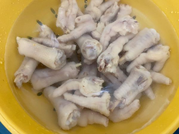 泰式酸辣浸鸡爪