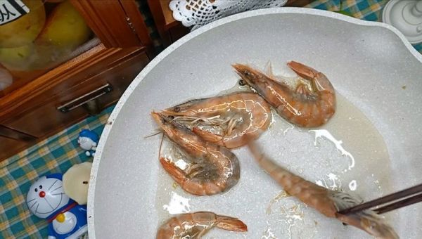超简单的油焖大虾