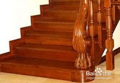 腰椎间盘突出怎么办，治疗技巧