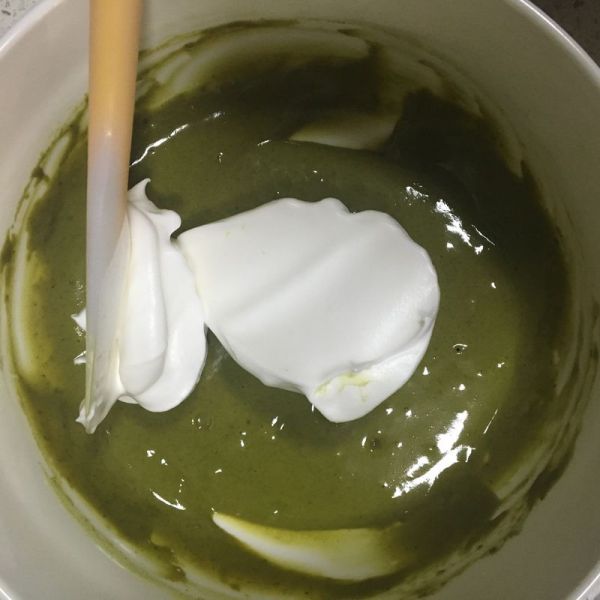 抹茶拉花杯子戚风