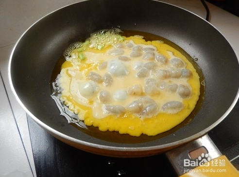 超美味的虾仁煎蛋，每一口都是满满的幸福！