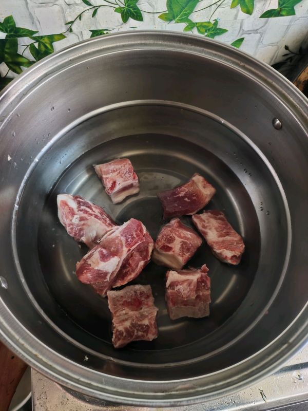 益气排骨萝卜汤