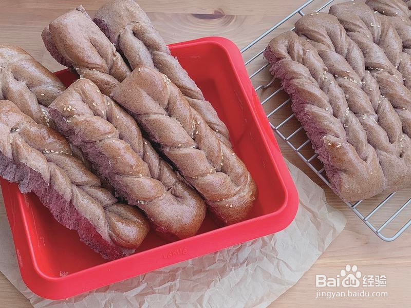 淡奶油炼乳紫米排包的做法