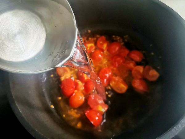 番茄鸡蛋荞麦面