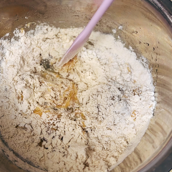 广式金沙奶黄月饼