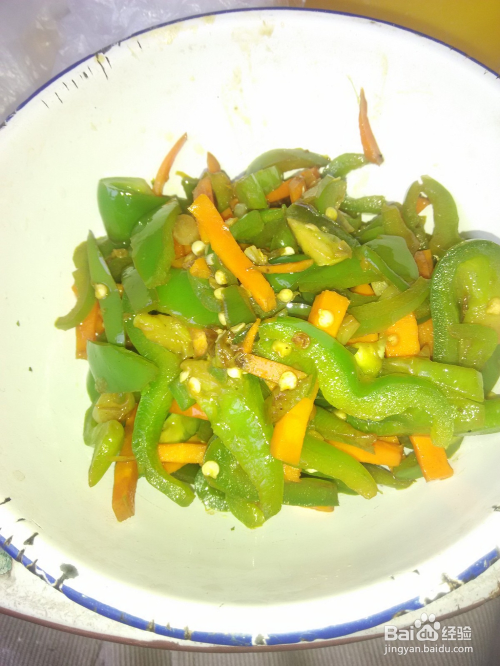 胡萝卜丝炒大辣椒