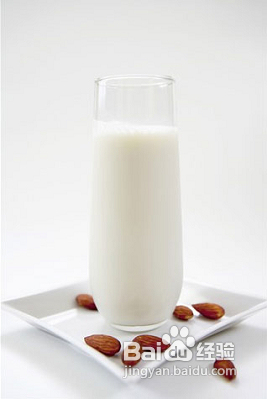 消除黑眼圈的几种面膜