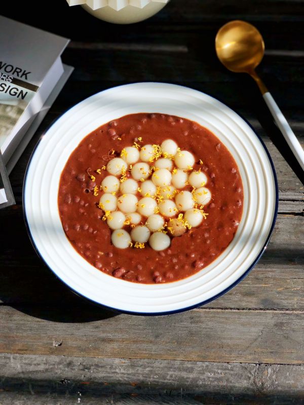 红豆沙糯米丸子汤