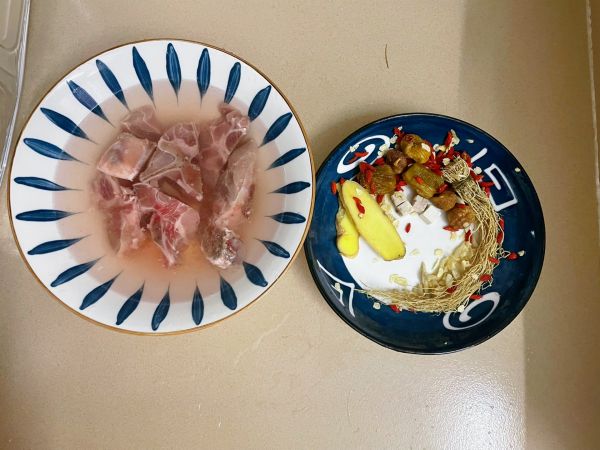 花旗参草龙骨汤