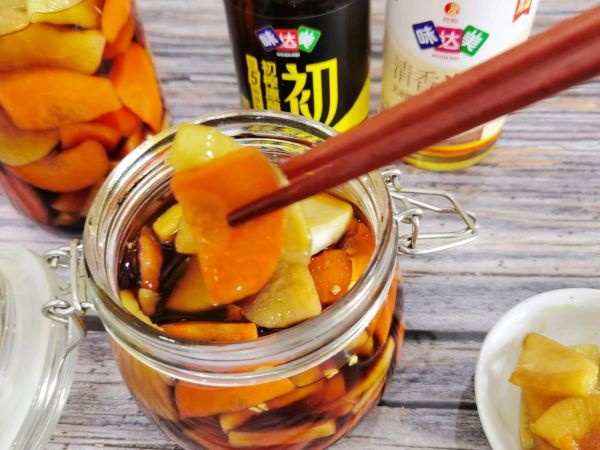 自制酸辣爽口萝卜