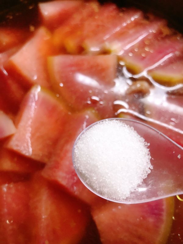 清汤牛肉炖萝卜汤