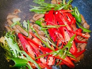 健康养生佳品竹笋炒肉的做法