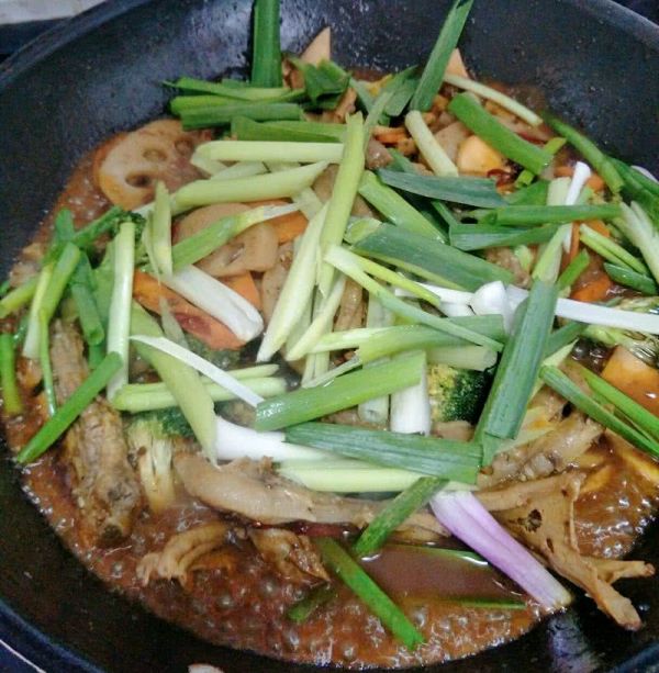 干锅辣鸭~食光社