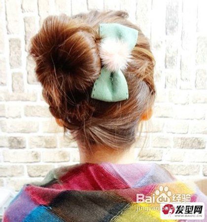 丸子头的扎法图解教你怎么扎出俏皮甜美的丸子头