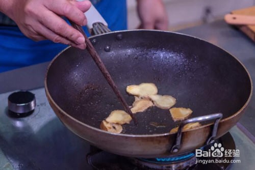 詹姆士的厨房里麻油鸡空心面线