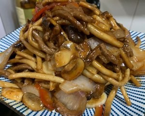 教你制作美味的茶树菇炒牛肉