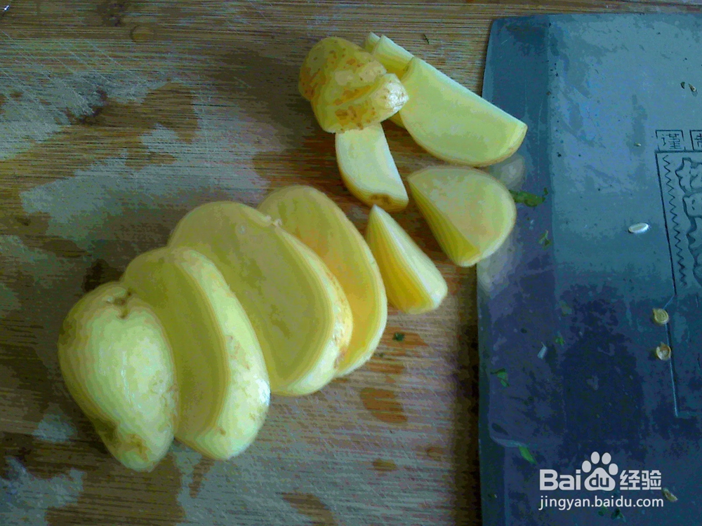 #美食#老年人怎样做好大白菜段焖土豆的备料