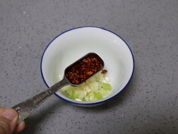 东北麻酱拌冷面