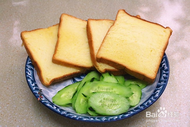 鸡胸肉三明治