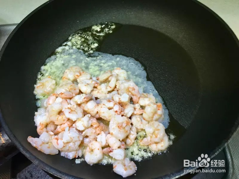 怎样做出家常菜系列之豆苗炒虾仁