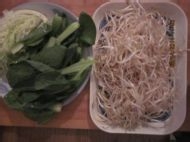 青菜鸡蛋炒细面