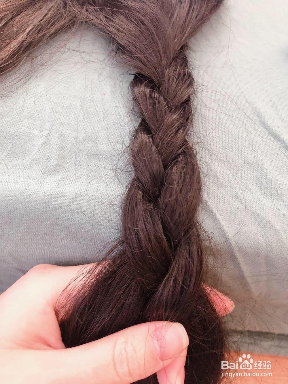 两股辫的编法图解视频