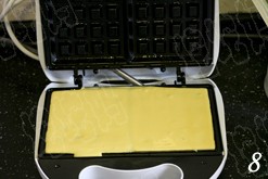 草莓奶油华夫饼