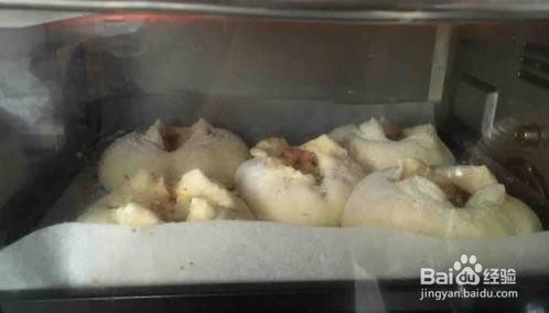 如何制作芝士熔岩面包