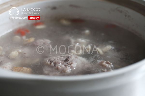 山药玉米棒骨汤