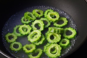 苦瓜紫薯圈的做法