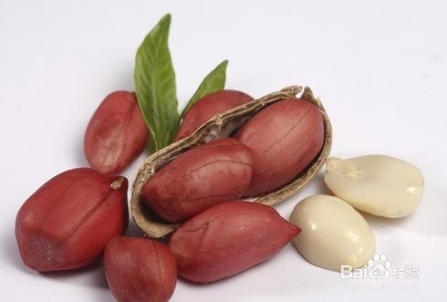 多吃花生的坏处——哪些人群是不可以吃花生的