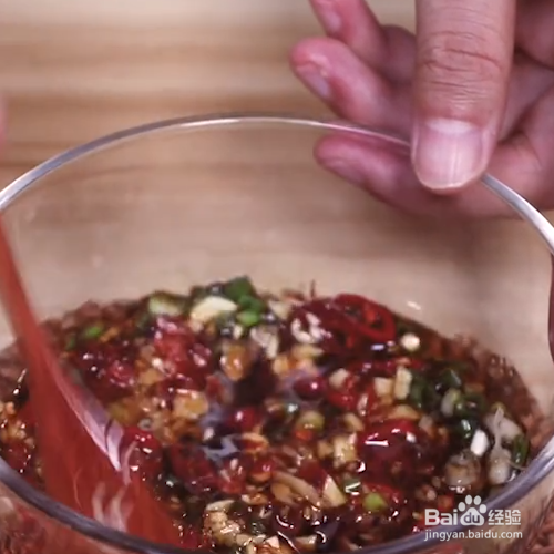 怎么做美味的凉拌鸡腿肉