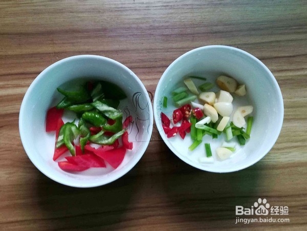 鱼香茄子煲的做法