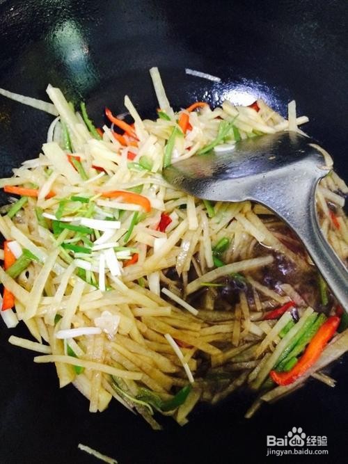 开胃酸辣土豆丝的做法