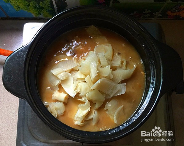 如何做出好吃的酸菜炖腊排骨