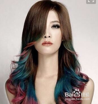 理发店为什么不会建议你把头发染成黑色