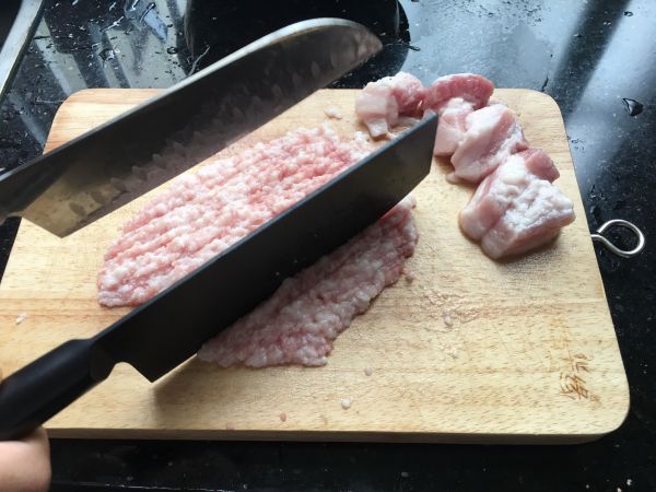 猪肉白菜香菇饺子