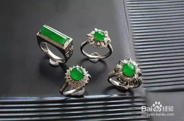 南博翡翠的颜色怎么看才正确？