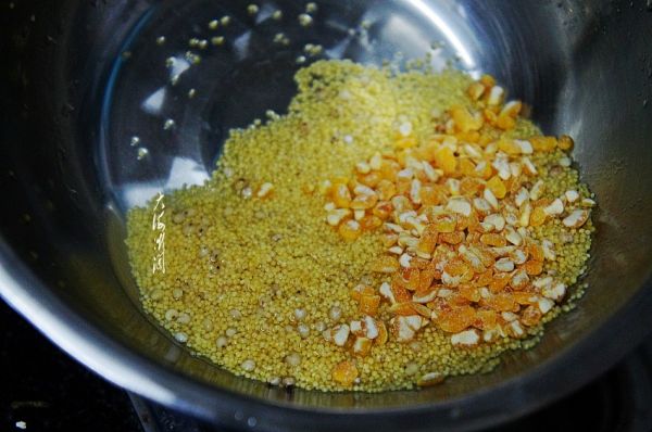 红枣杏仁杂粮羹