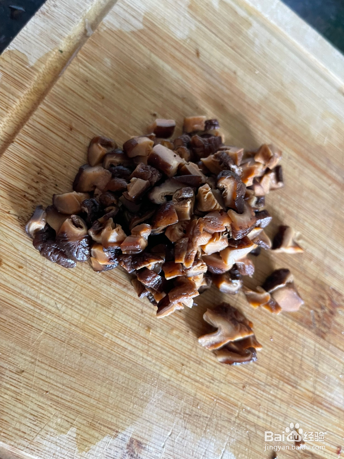 香菇卤肉饭面的做法