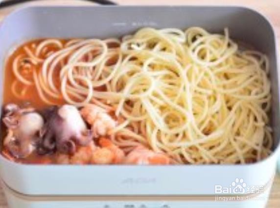 海鲜鱼籽意面的做法步骤
