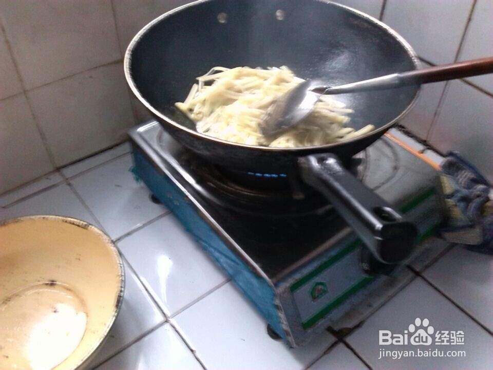 怎样制作美味的干煸土豆丝